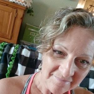 Meet your Posher, Carla